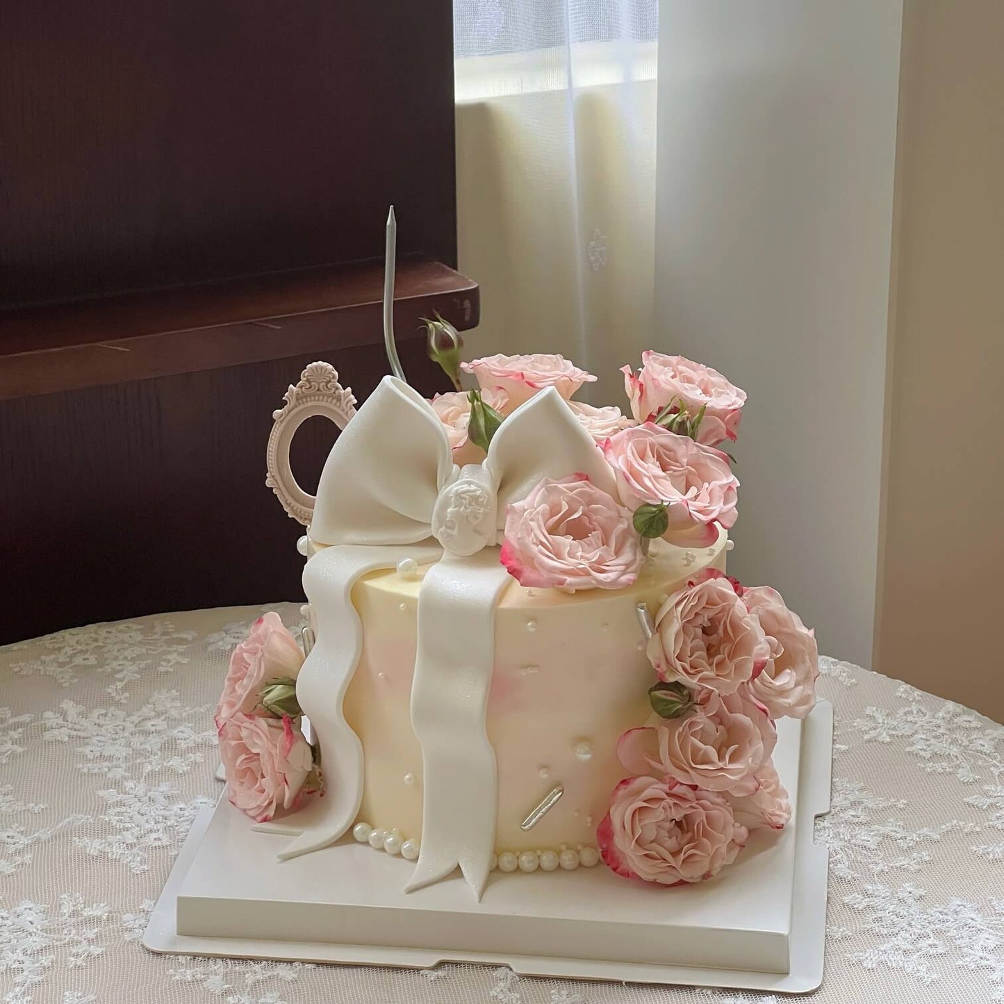 Ribbon & Roses Spray