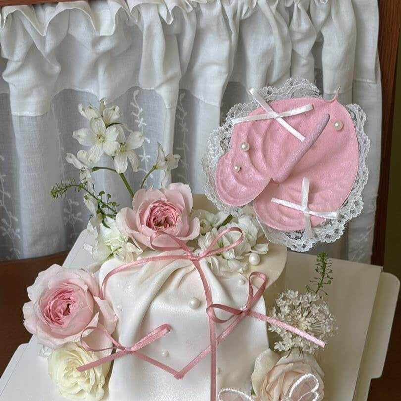 Lace & Ribbon Garden