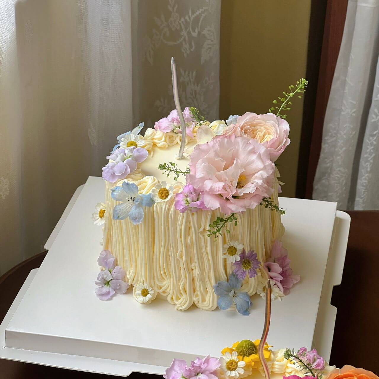 Flower & Vintage Piping