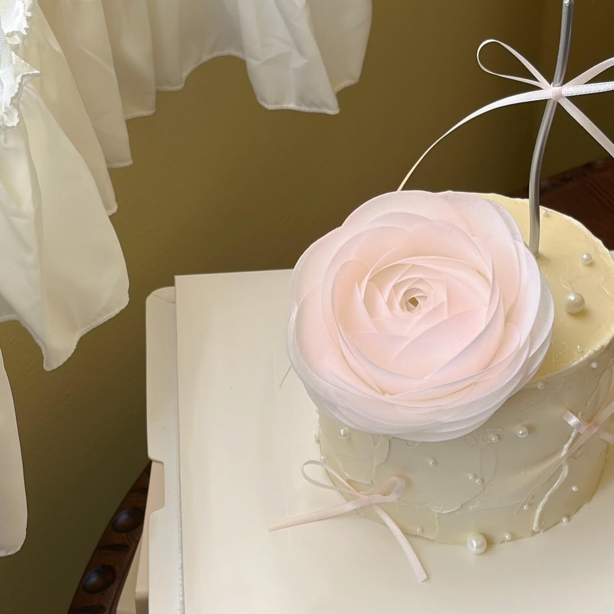 Wafer Paper Rose