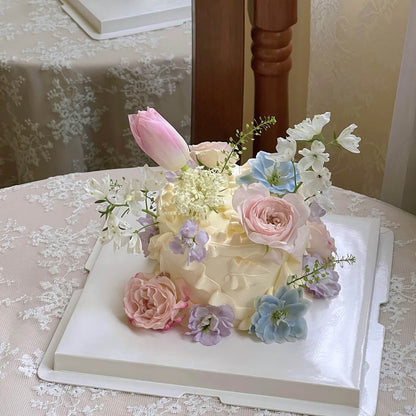 The Vintage Piping Flower