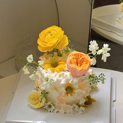The Vintage Piping Flower