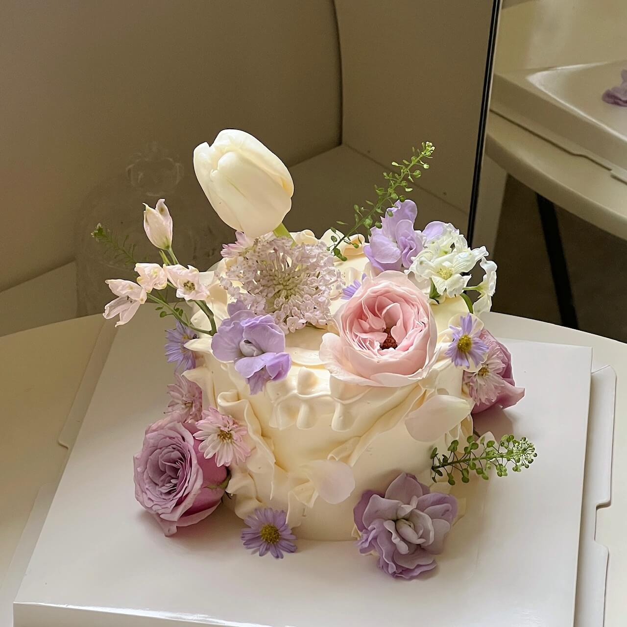 The Vintage Piping Flower