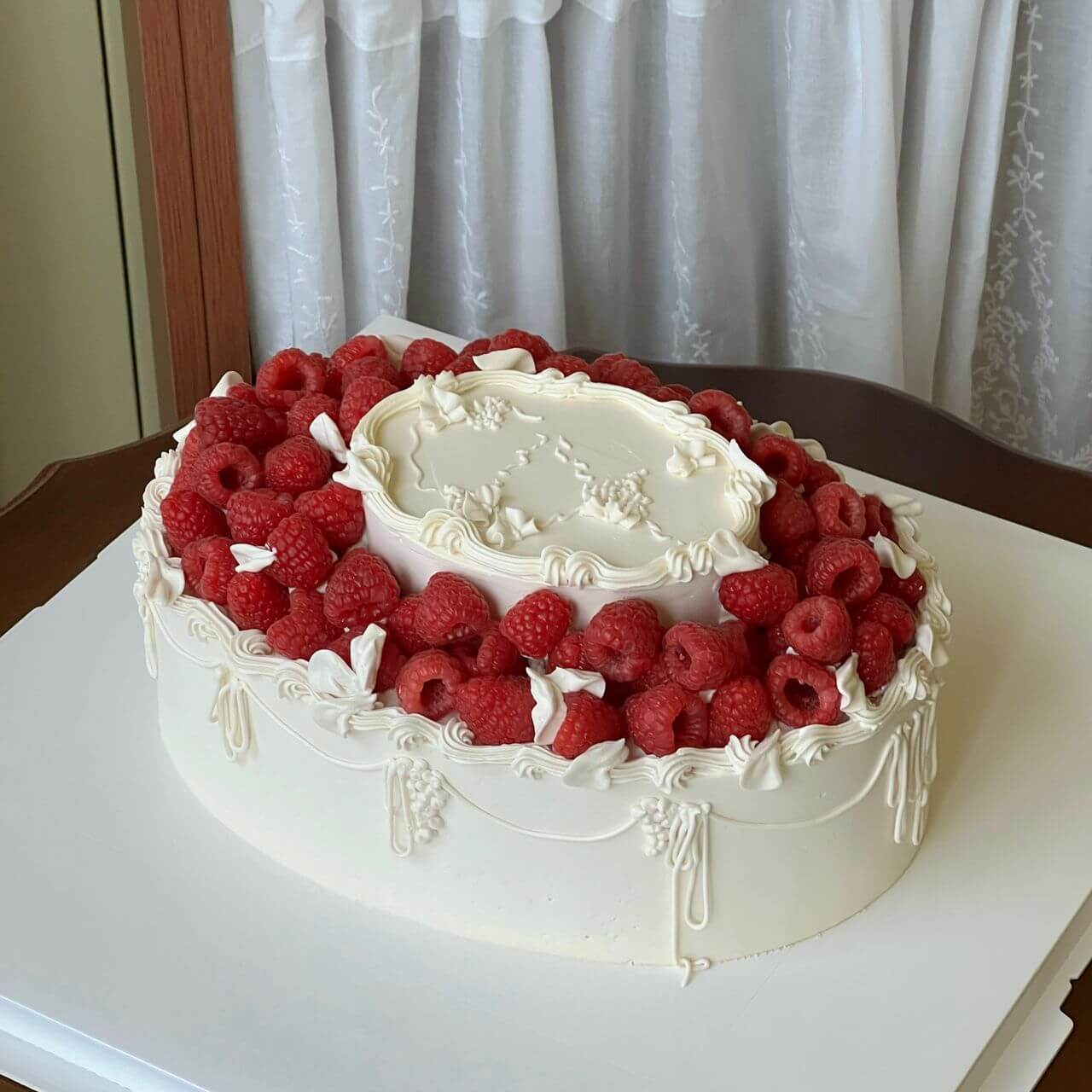 Vintage Piping & Raspberry