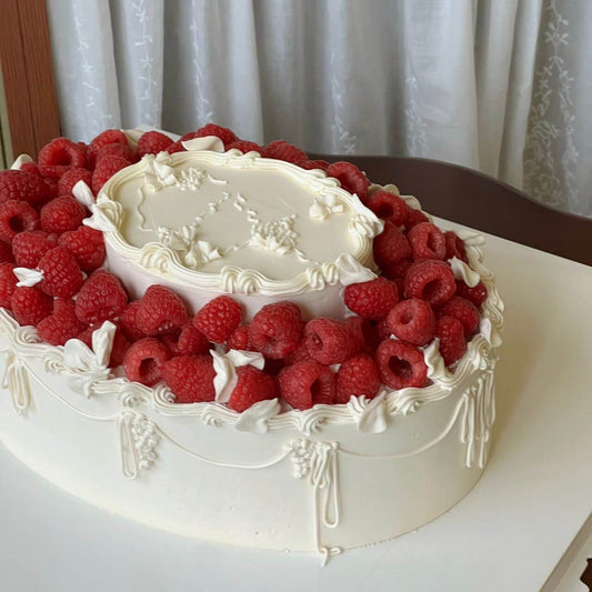 Vintage Piping & Raspberry