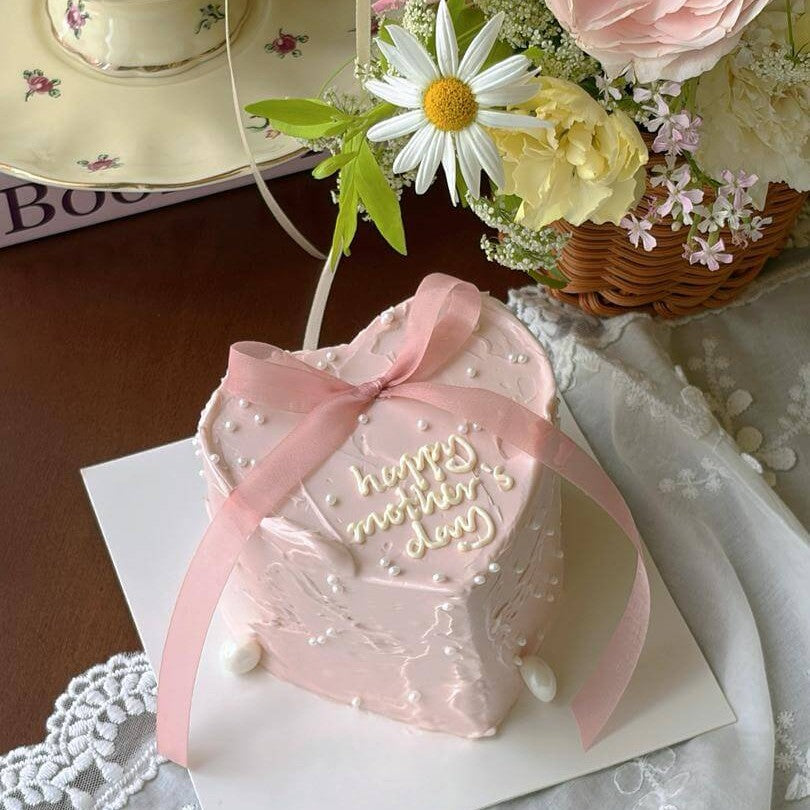 Mini Cake + Flower Basket