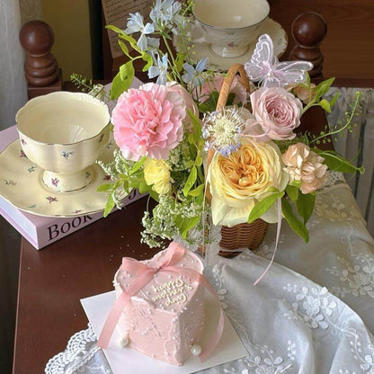 Mini Cake + Flower Basket